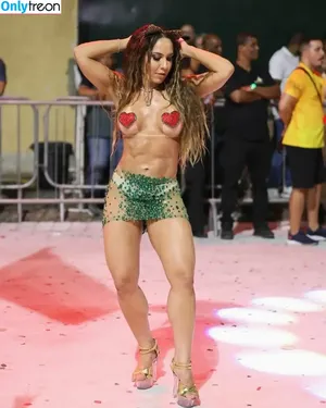 Mulher Melão / Renata Frisson / melaooficial / mulhermelao nude photo #2235