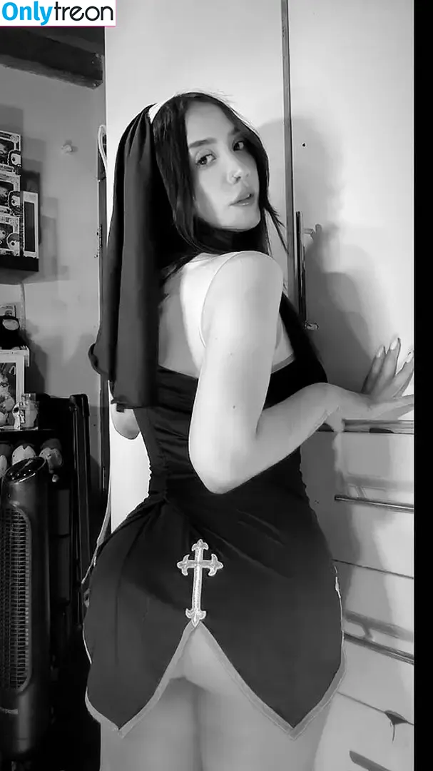 Mumusiraneitor nude photo #0130 (Mumusiraneitor)