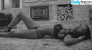 munromoans / Munro Blaxxx / moan4munro / themuny nude photo #0095