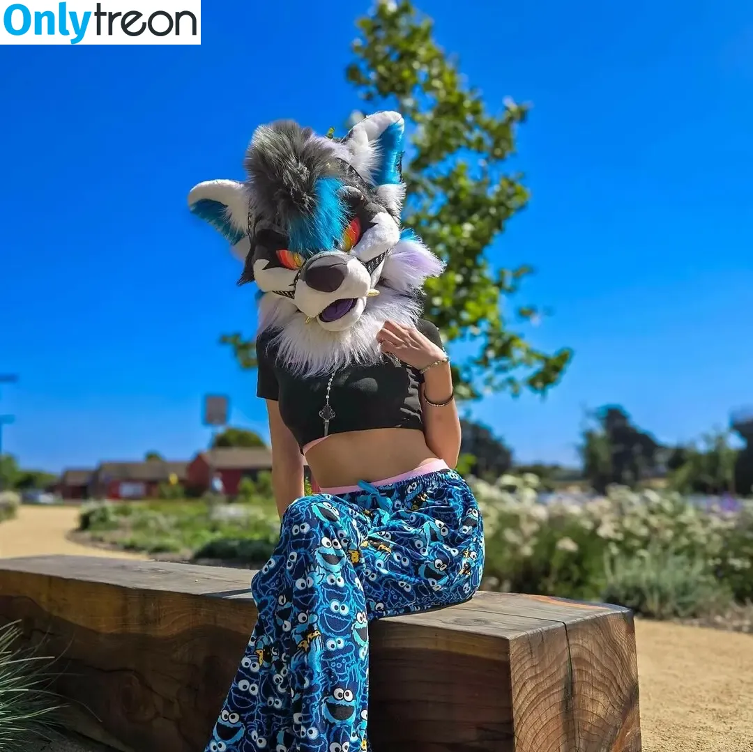 Murrsuit голая photo #0847 (Faunhouse / Softsuit / afterdark_bunny / shichimi.togarashi)