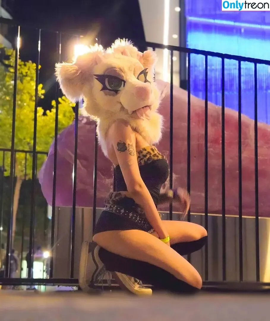 Murrsuit голая photo #0852 (Faunhouse / Softsuit / afterdark_bunny / lotuslafawn / shichimi.togarashi)