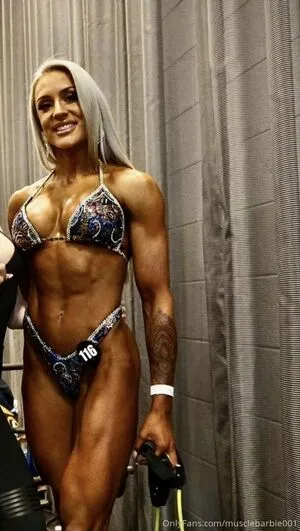 musclebarbie001 / musclebarbie1_ фото голая #0005