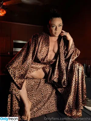 musclegeisha / ifbb_pro_yeo nude photo #0002
