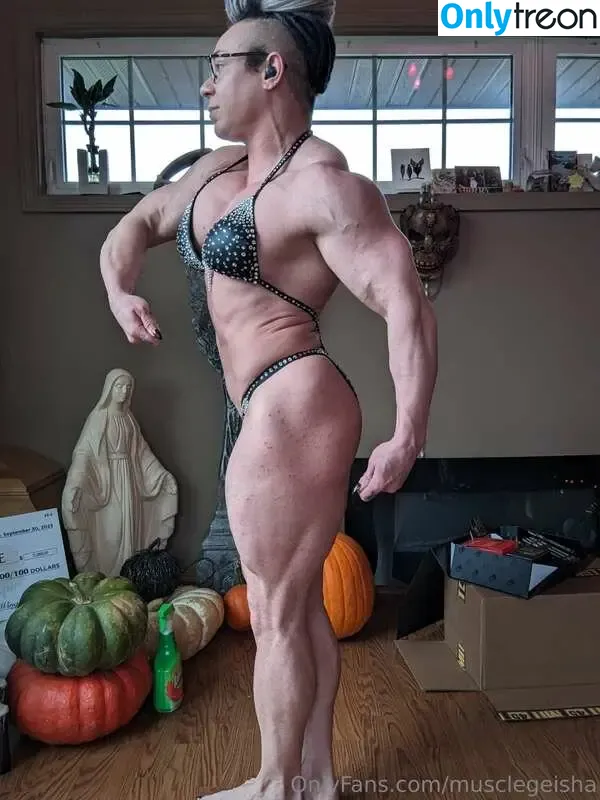 musclegeisha nude photo #0035 (ifbb_pro_yeo)