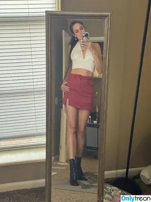 musemegara / musemogul nude photo #0283