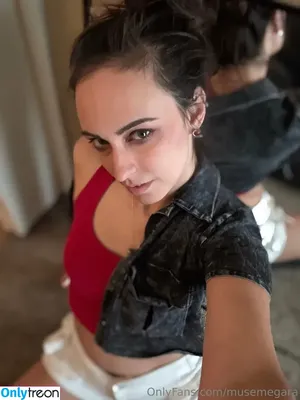 musemegara / musemogul nude photo #0294