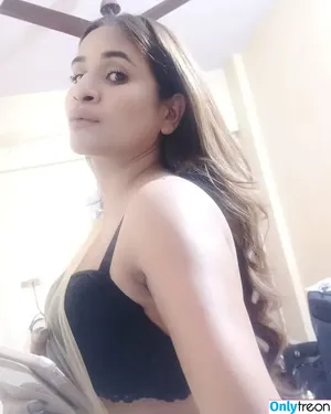 Muskaan Agarwal / musku_agarwal nude photo #0047