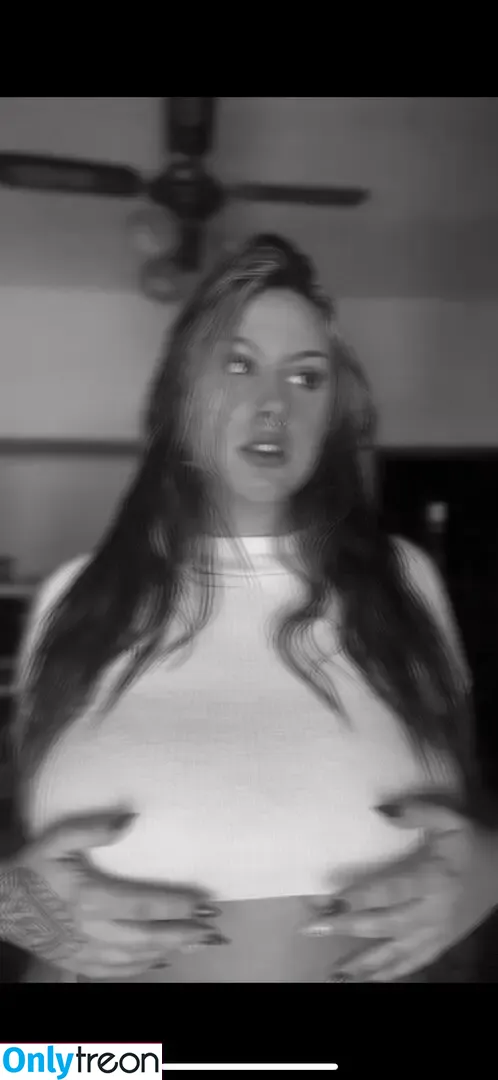 Mutilaci0on nude photo #0007 (Carolina Argentina)