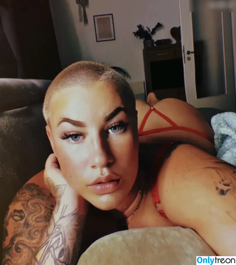 Mutter_teresa nude photo #0055 (mutter_teresa__ / mutterteresa)