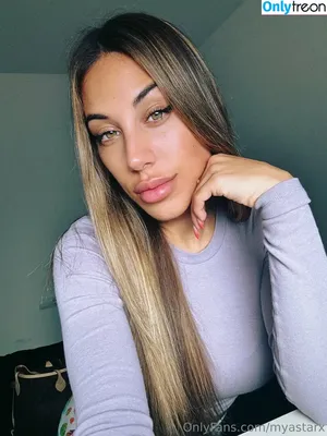 myastarx25 / anastasiaalekseevna25 nude photo #0003