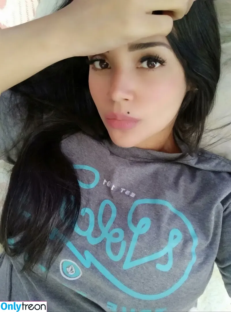 mybellavip nude photo #0004 (mybellavip)