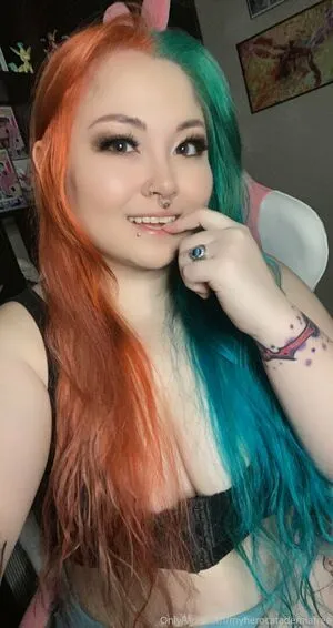 myherocatademiafree / missamerrrickaa nude photo #0003