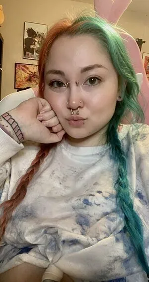 myherocatademiafree / missamerrrickaa nude photo #0015