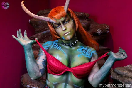 mypetmonstergirl / mypet_monstergirl фото голая #0449