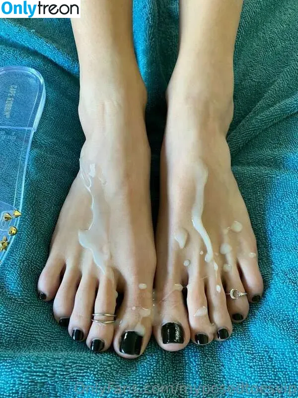 myposedtoes nude photo #0119 (myposedsoles)