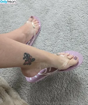 myprettyfeet8free / MalekasNailz фото голая #0554