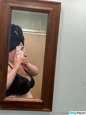  nude photo #0002