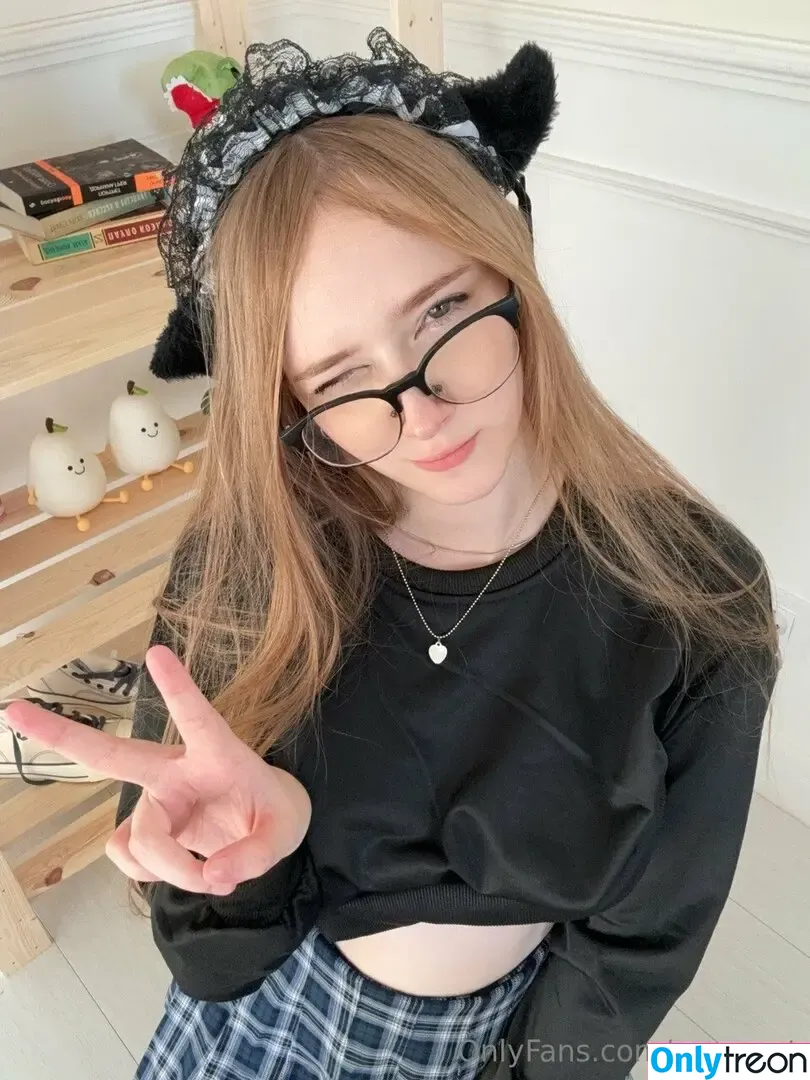 mysaaat nude photo #0293 (mysaaat)