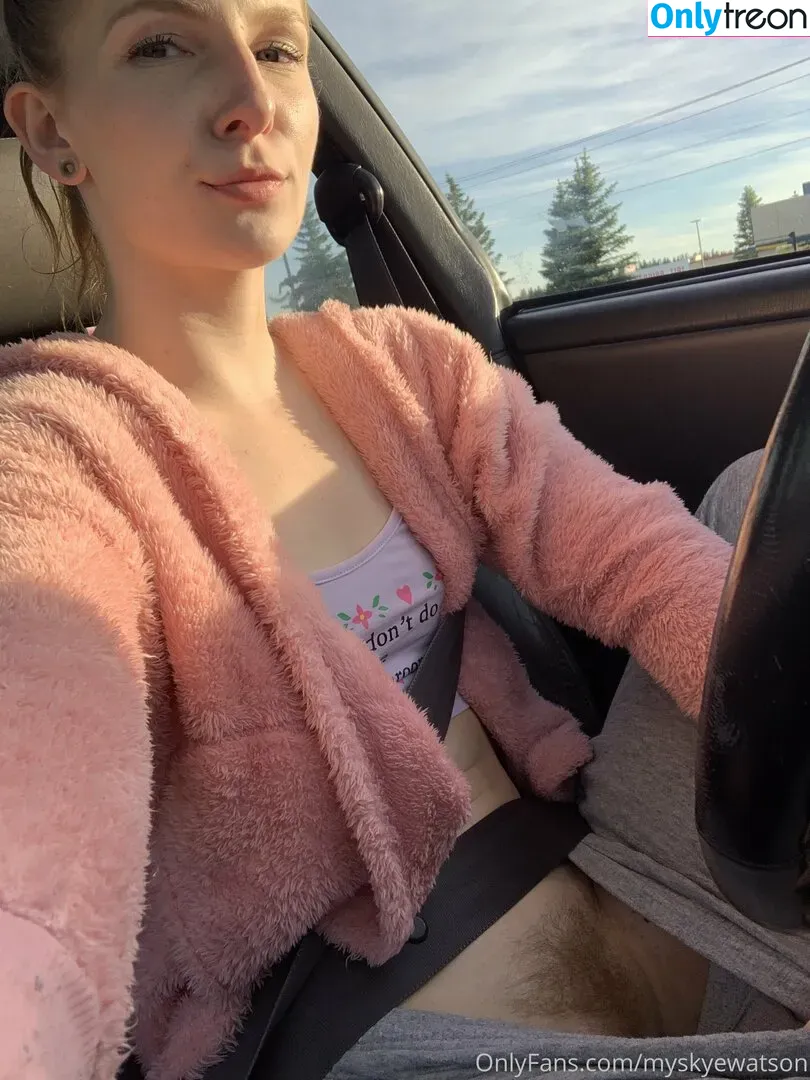 myskyewatson голая photo #0040 (Skyewatson / skueesh)