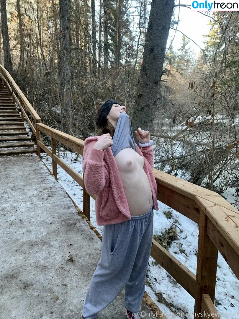 myskyewatson голая photo #0094 (Skyewatson / skueesh)