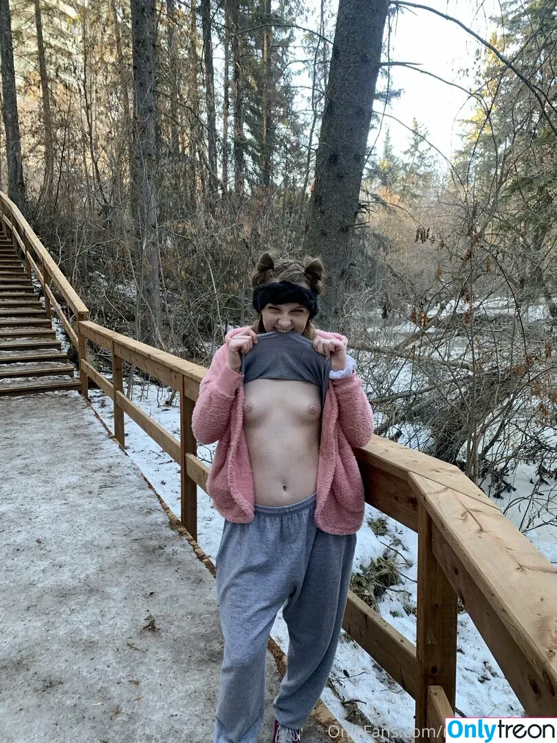 myskyewatson голая photo #0095 (Skyewatson / skueesh)
