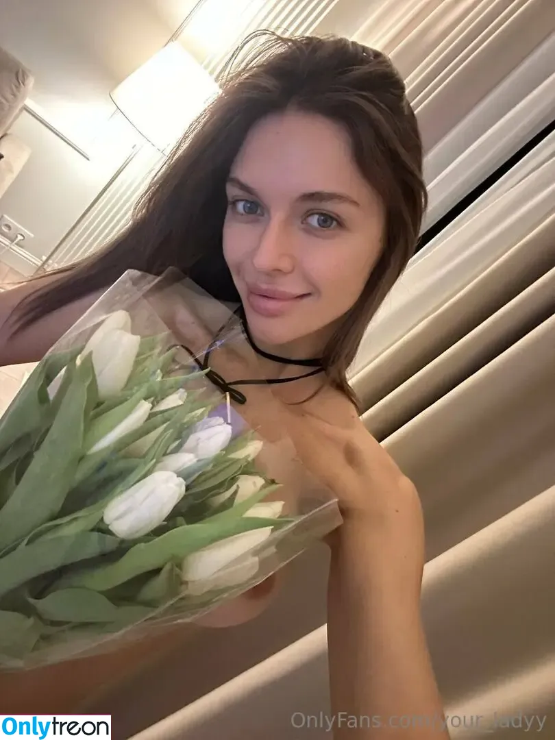 Mysterious Lady nude photo #0018 (your_ladyy)