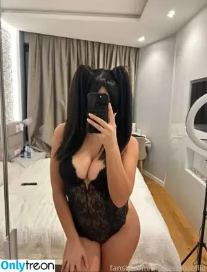 Mysteriousgfellie nude photo #0009