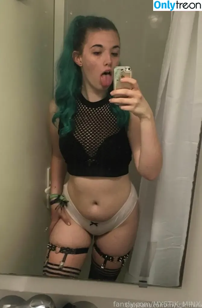 MYSTIK_MINX nude photo #0001 (mystic.minx)