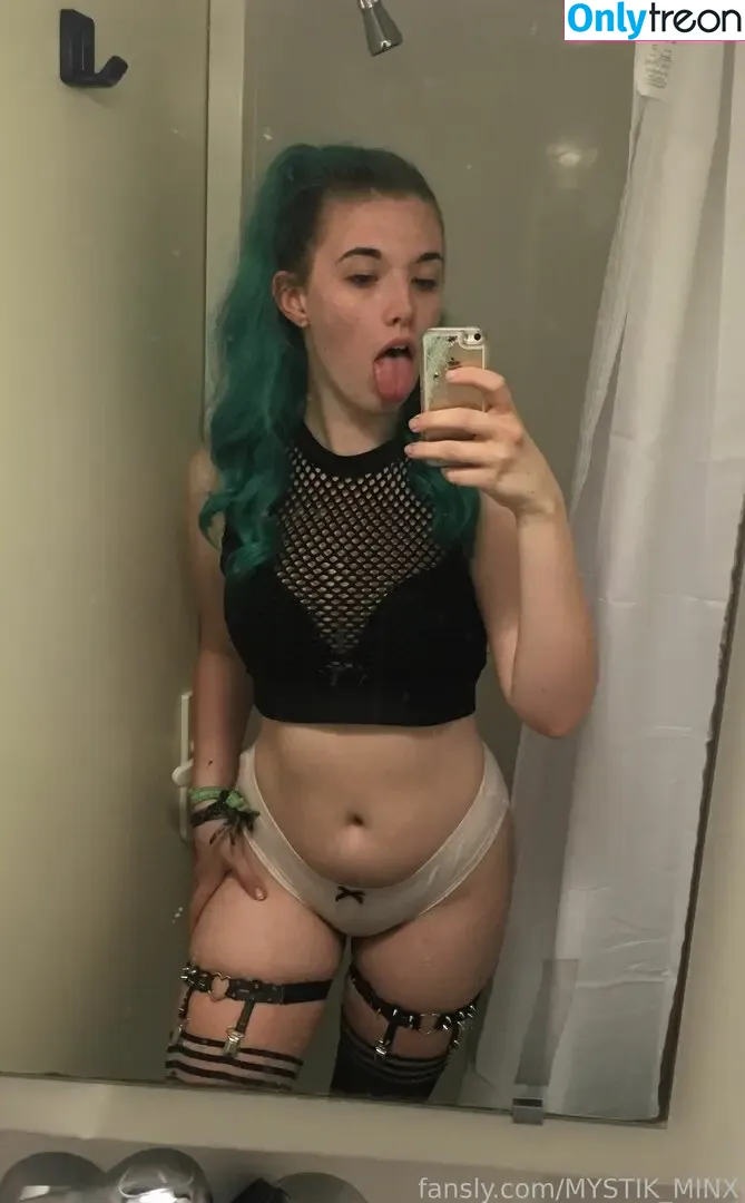 MYSTIK_MINX nude photo #0020 (mystic.minx)