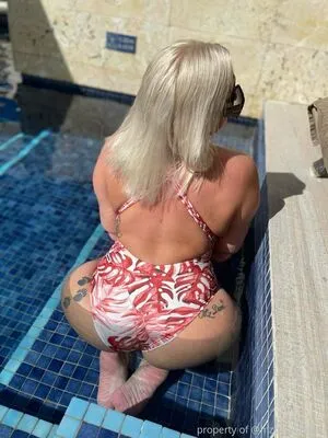 mzdanibadgirl / mzdanient nude photo #0035
