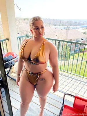 mzdanibadgirl / mzdanient nude photo #0085