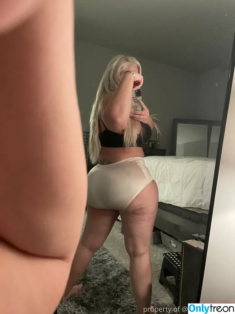 mzdanibadgirl nude photo #0008 (mzdanient)