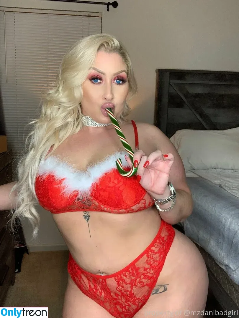 mzdanibadgirl nude photo #0012 (mzdanient)