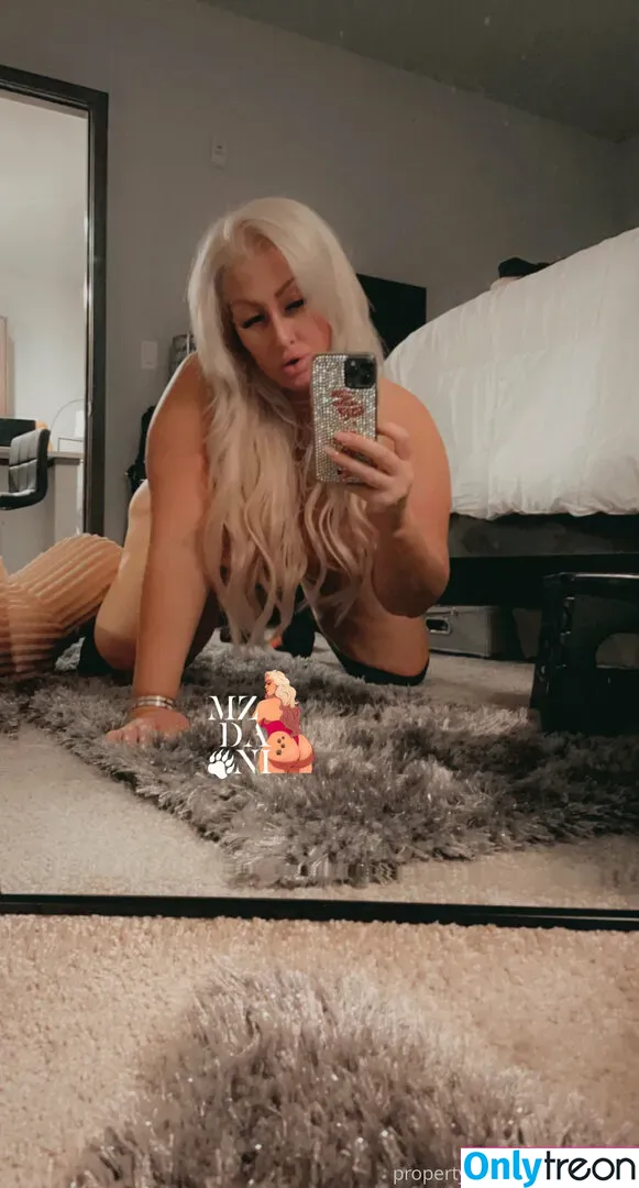 mzdanibadgirl nude photo #0016 (mzdanient)