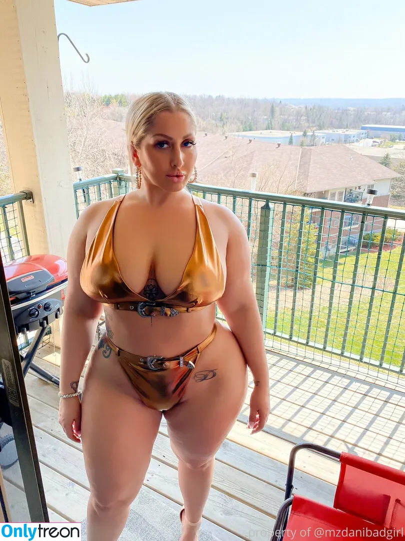 mzdanibadgirl nude photo #0086 (mzdanient)