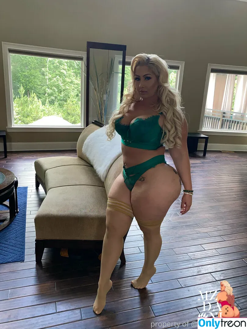 mzdanibadgirl nude photo #0158 (mzdanient)