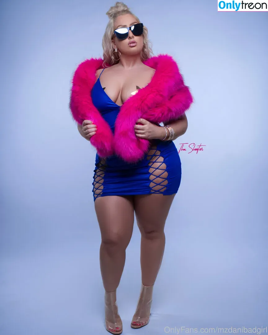 mzdanibadgirl nude photo #0207 (mzdanient)