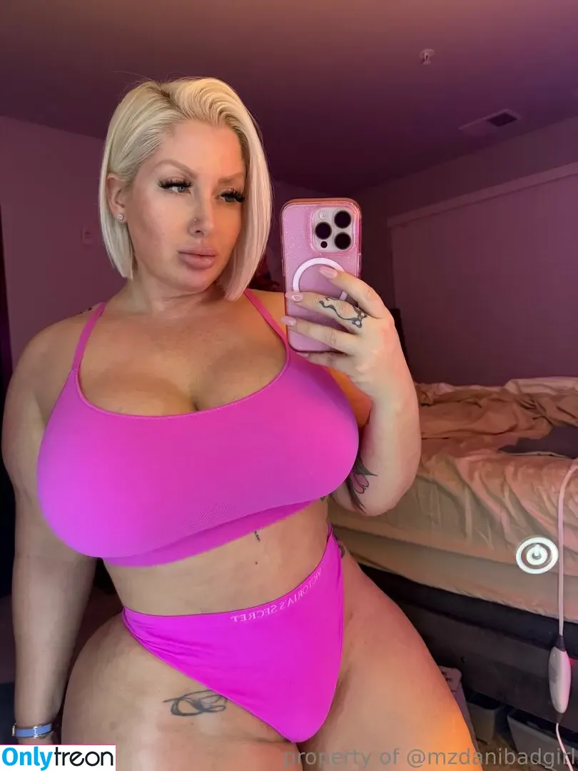 mzdanibadgirl nude photo #0448 (mzdanient)
