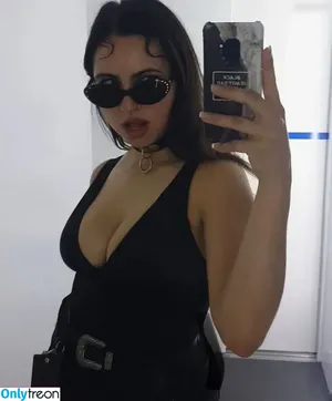  nude photo #0001