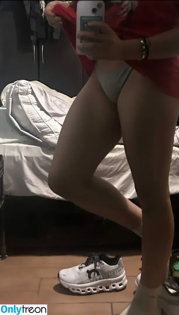 n.nuviaa nude photo #0086 (lanuvia)