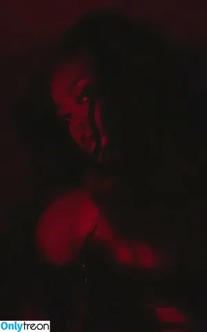  nude photo #0004