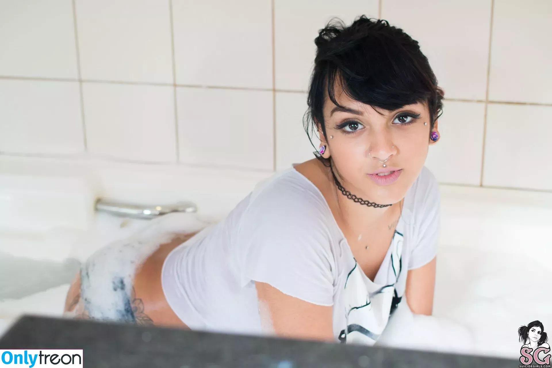 n4ubae nude photo #0227 (Allani Suicide / Francine Romero / Not4you / nyebae_)