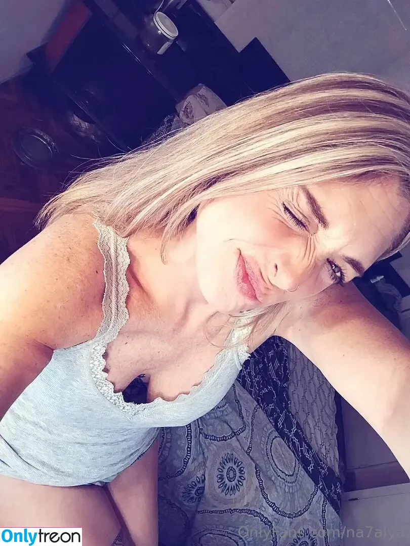 na7alya nude photo #0003 (na7alya_)
