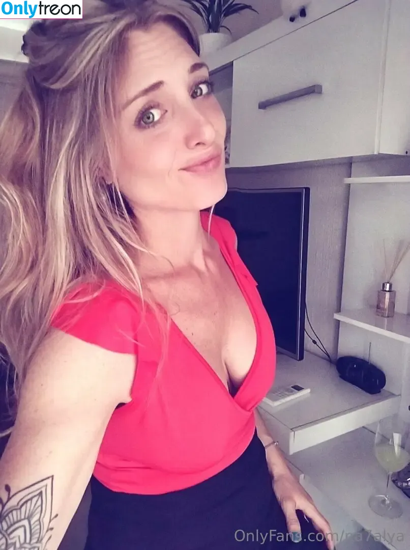 na7alya nude photo #0004 (na7alya_)