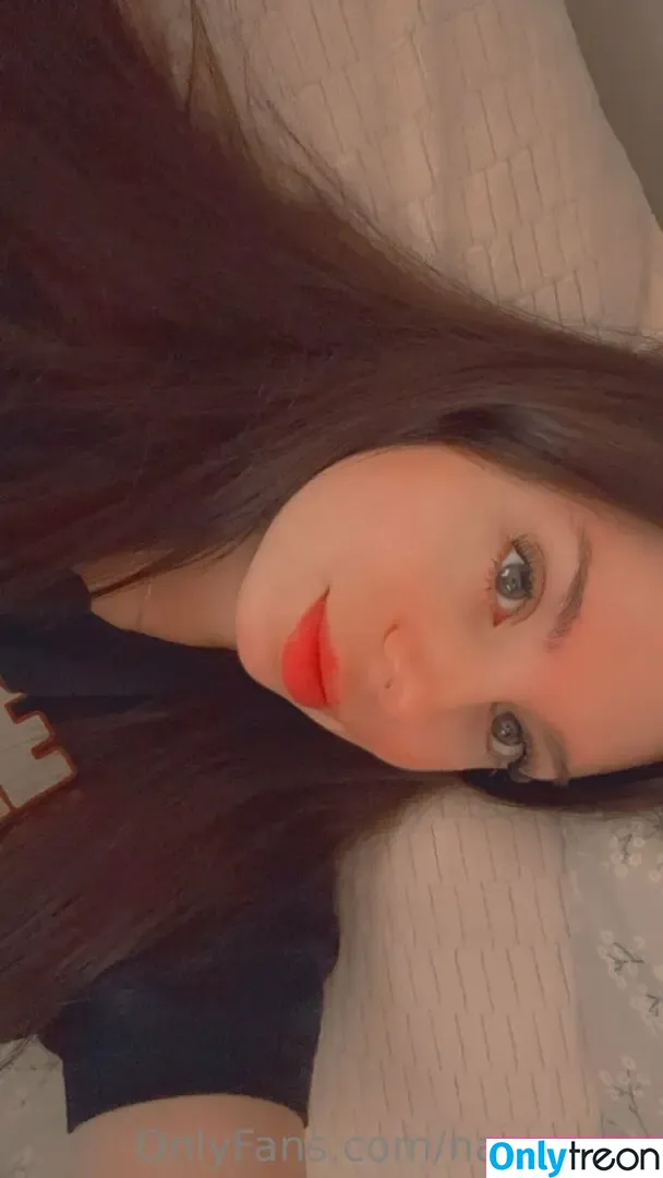 naaomixx nude photo #0029 (naaomixx)