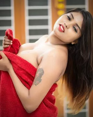 Naari Magazine / Indian / NARILUVSU / naarimagazine фото голая #0277