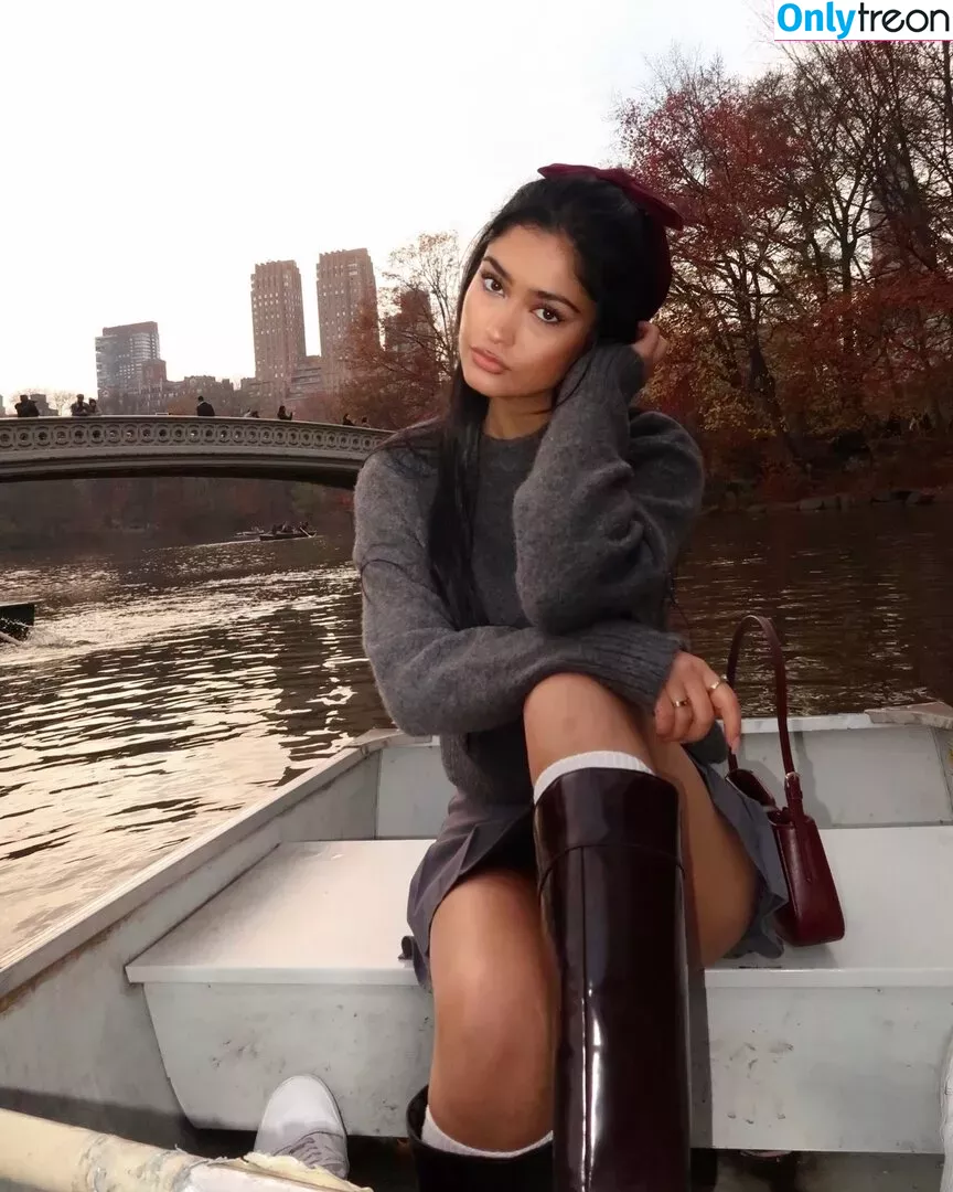 Naaz Torbati голая photo #0117 (naaztorbati)