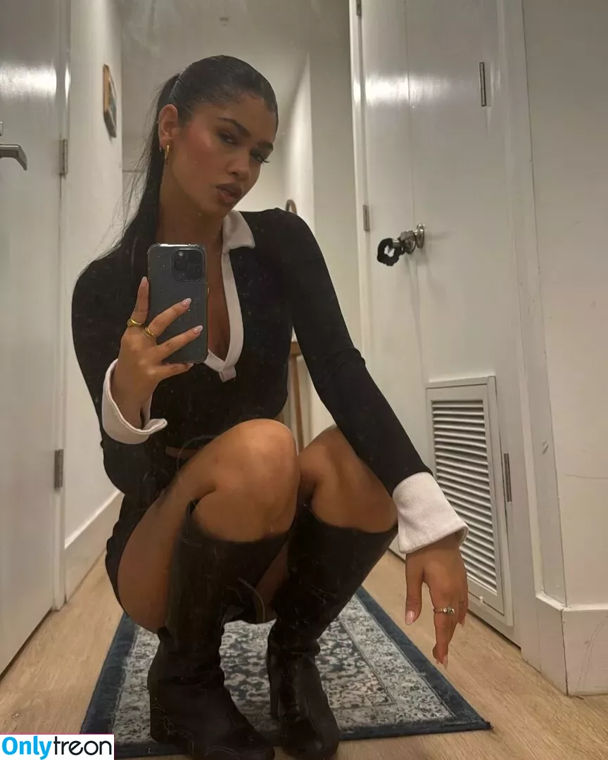 Naaz Torbati голая photo #0128 (naaztorbati)