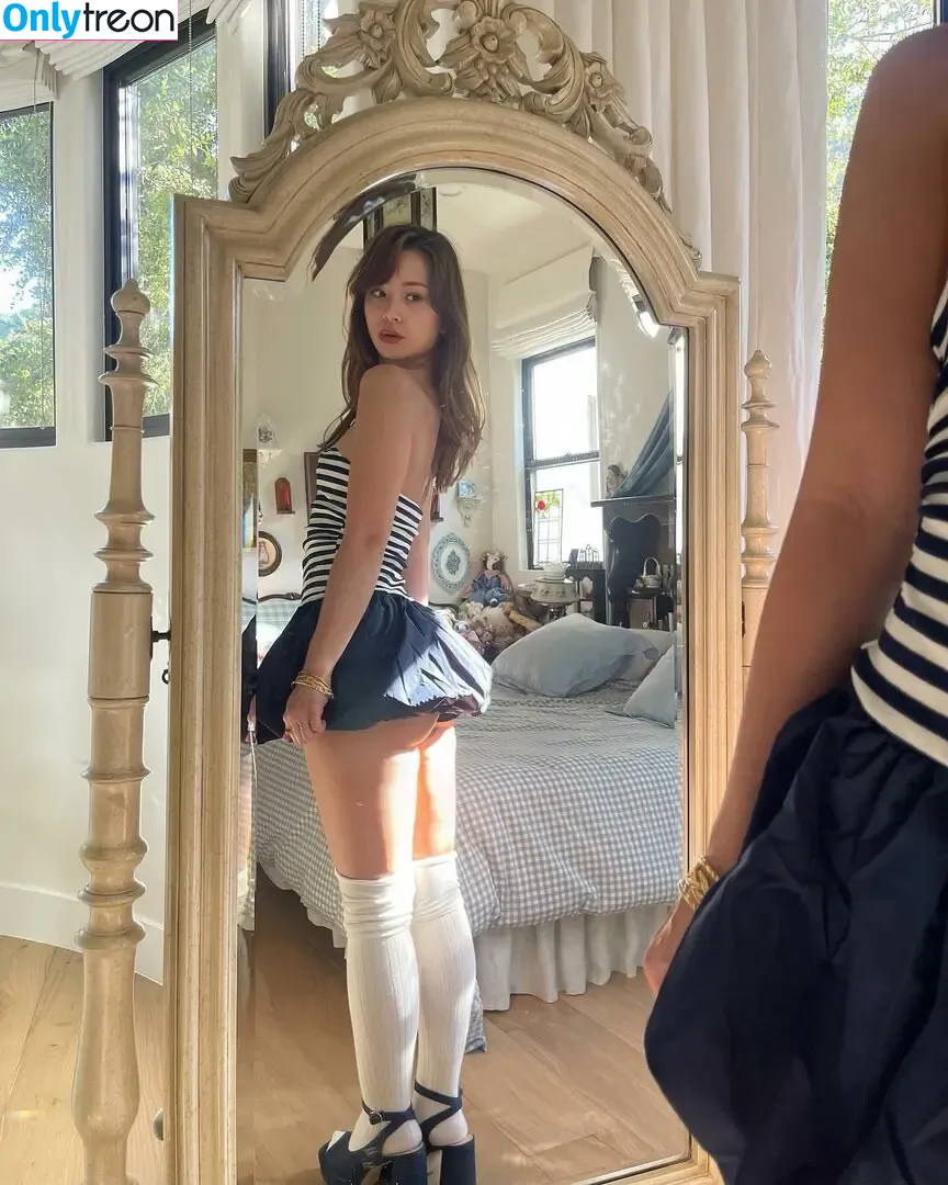 Nadia Goh nude photo #0454 (nadiaelysegoh)