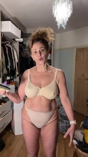 Nadia Sawalha / nadiasawalha nude photo #0033